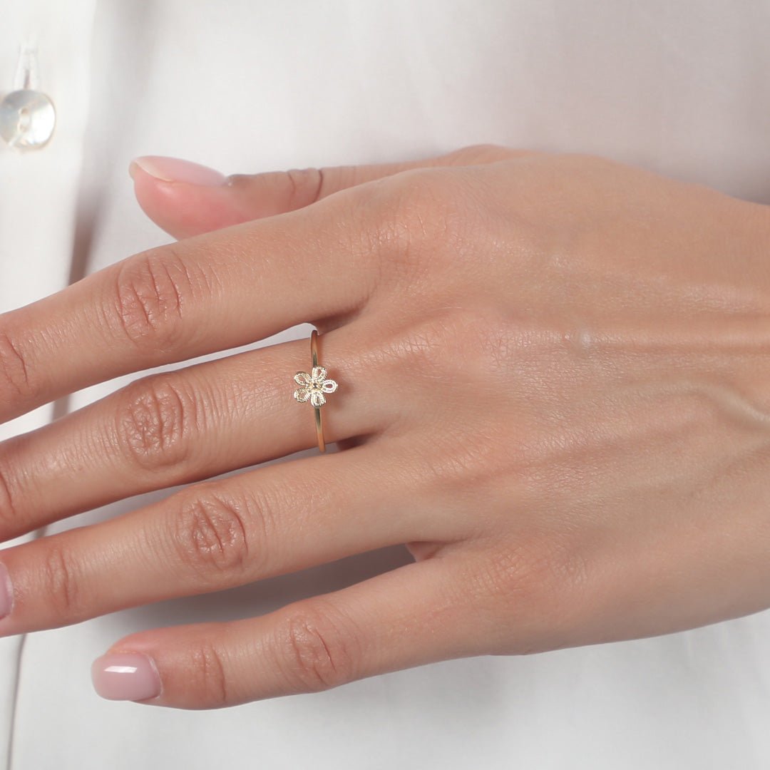 DAINTY FLOWER RING - Al Khatib Gold