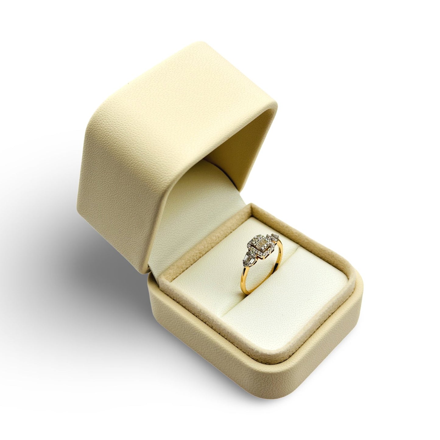 GOLDEN HORIZON DIAMOND RING - Al Khatib Gold