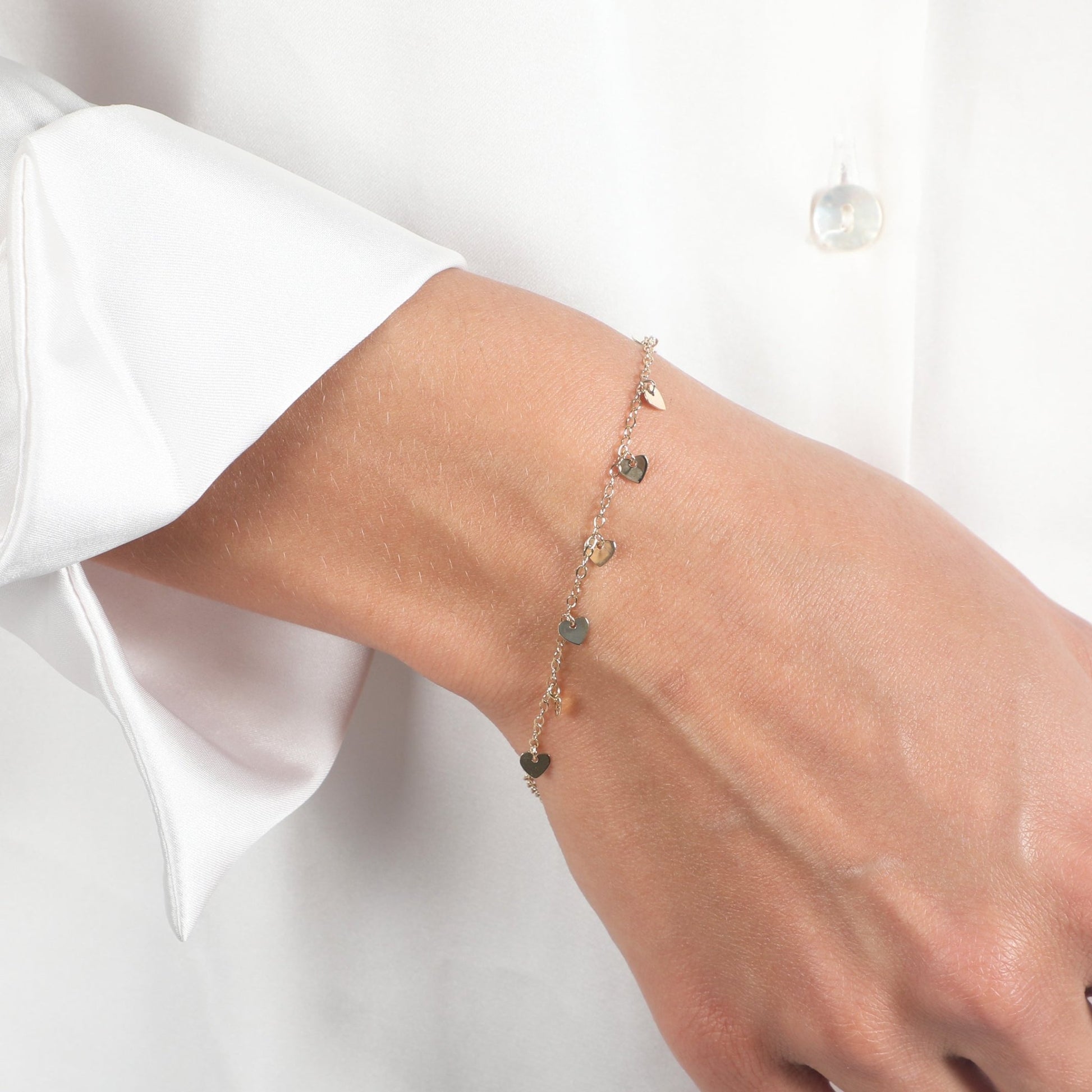 HEARTS CHARM BRACELET - Al Khatib Gold