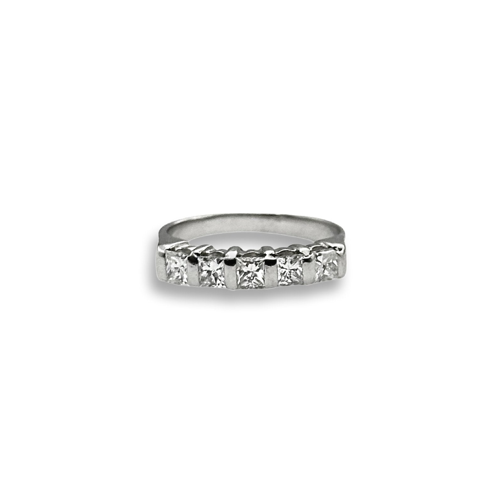 NATURAL DIAMOND RING BAND - Al Khatib Gold