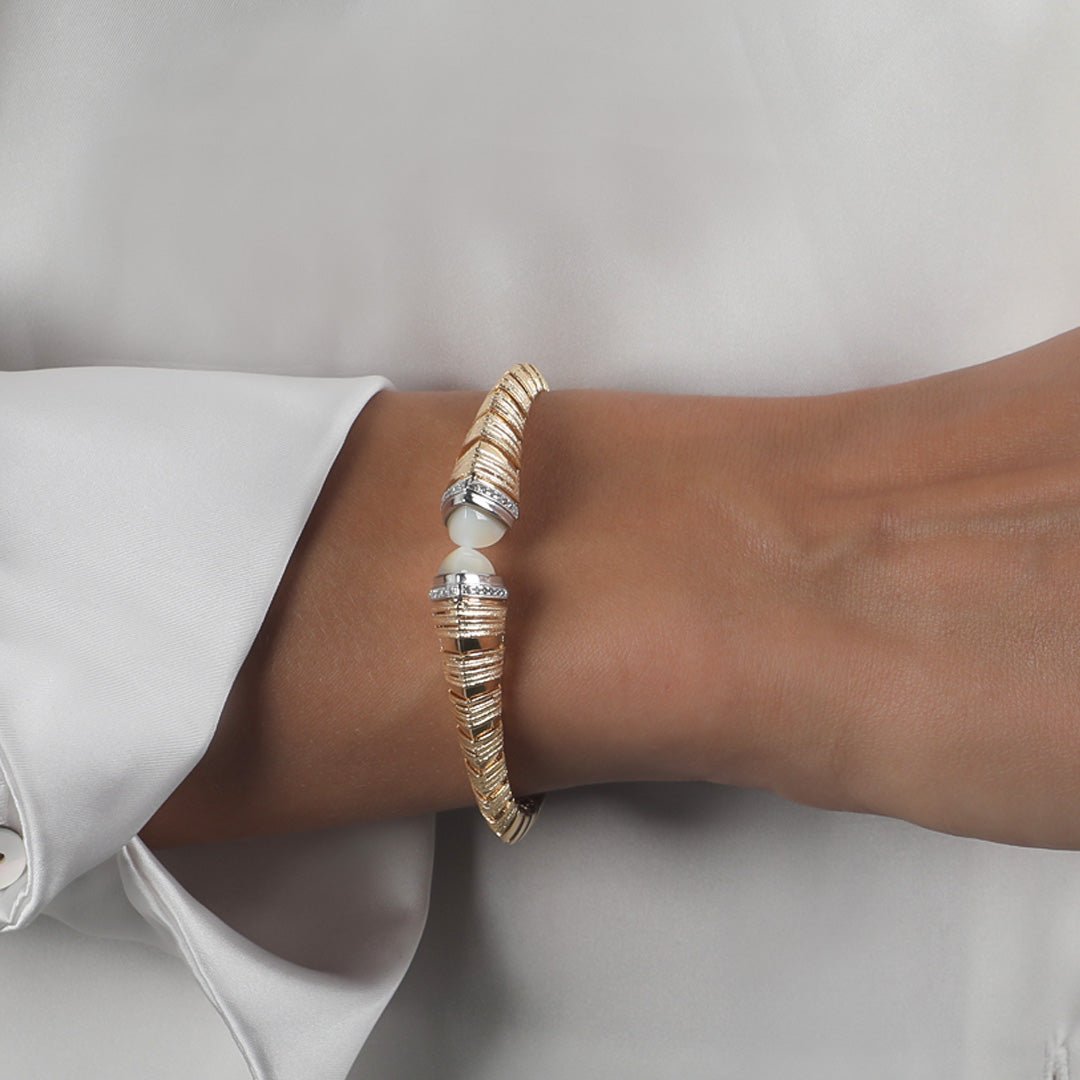 SERENITY BANGLE WHITE - Al Khatib Gold