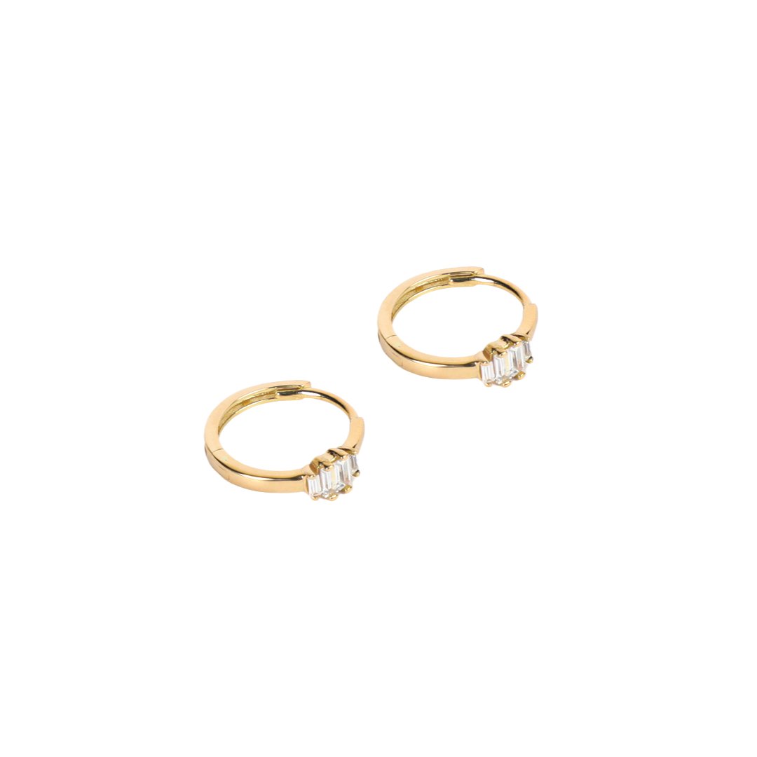 SPARKLE HUGGIES EARRINGS - Al Khatib Gold