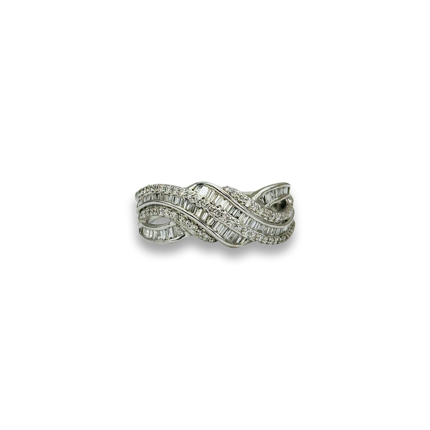 WAVE BAND DIAMOND RING - Al Khatib Gold